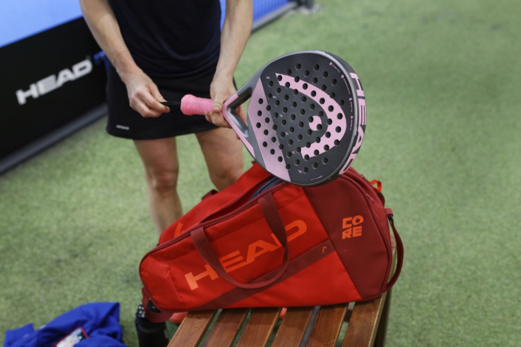 logo urbanpadel rouge
