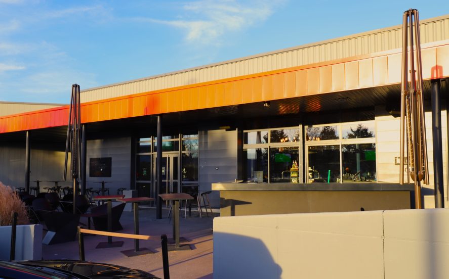 Terrasse extérieure Clermont-Padel