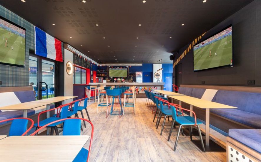 Intérieur Centre UrbanPadel Lille Lesquin